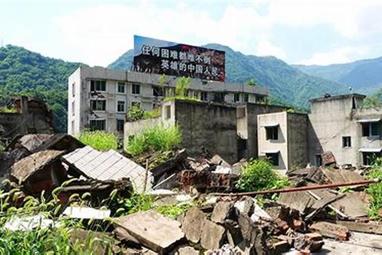 2022年十月初一出生的孩子干支详解 日柱论命走什么大运
