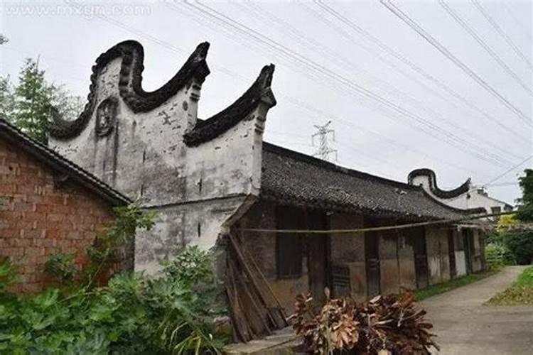 本命年红内衣可以穿一年吗？