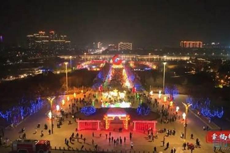 山东节日习俗,民风民俗,民间工艺品。要详细的(要写作文)