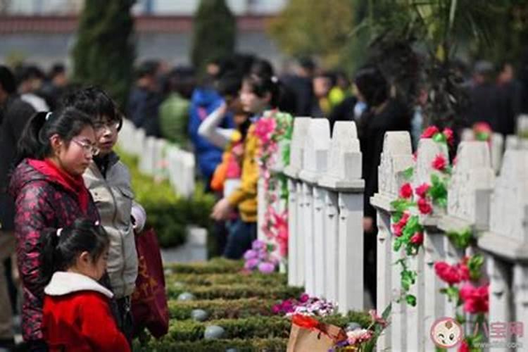 七月十五人在外地烧纸钱应该在哪烧七月十五烧纸是什么节
