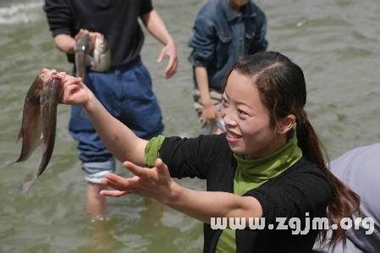 梦见和爱人一起坐船的预兆