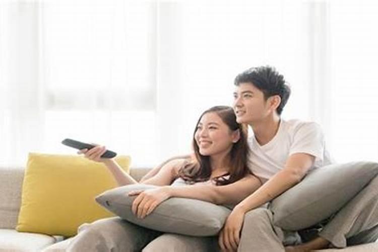 梦到饭桌被人抬走了是什么意思？
