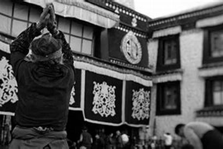 梦见叔叔死了是什么意思