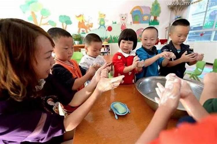 梦见女友怀了别人的小孩的预兆