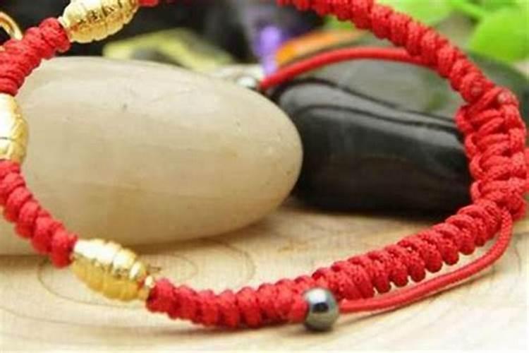本命年护身符什么时候烧掉戴本命年护身符讲究？