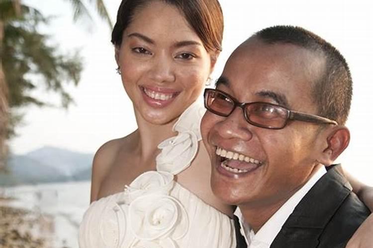 结婚测八字不合怎么办,结婚前算出俩人的生辰八字不合,这婚还能结吗