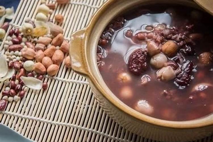 2025年属鸡犯太岁吗