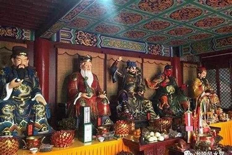 属鸡人几岁