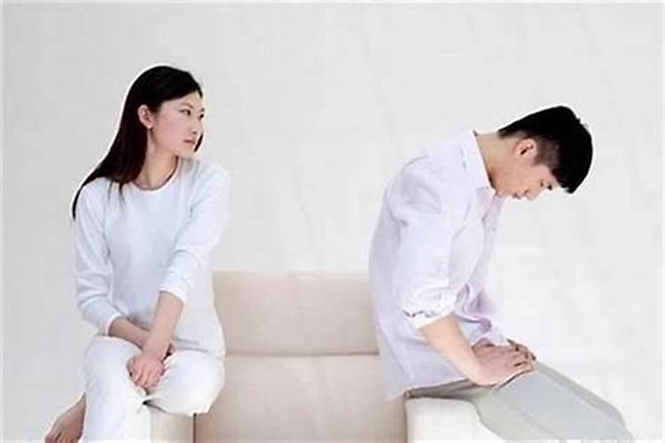 梦见分手已久的前女友是什么预兆？