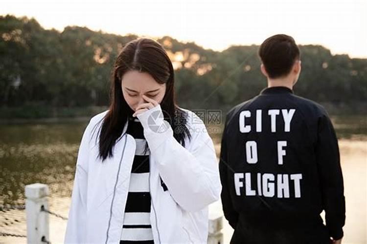 梦见前男友跟他现女友分手的预兆