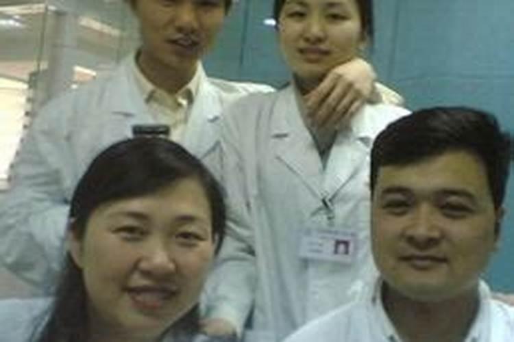 梦见给去世的妈妈烧香烧不燃什么意思？