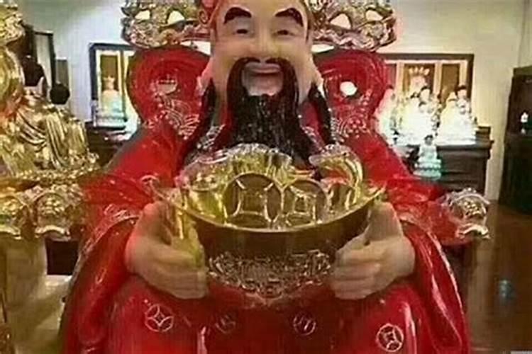 晚上可以给财神上香吗