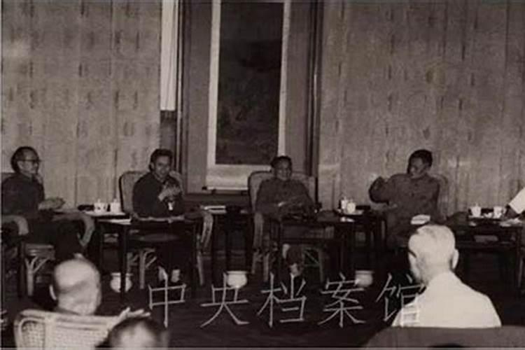 1977年旧历八月初二出生属蛇的人2015年运程