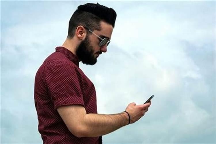 男人梦见自己刮胡子,预示着什么？