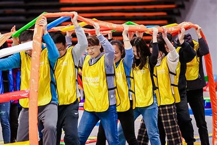 梦见别人来我家做客的预兆