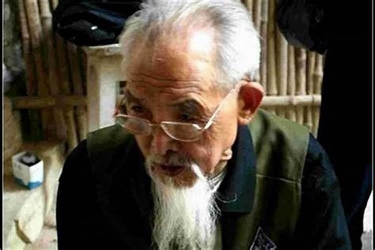 算命小人是什么意思？
