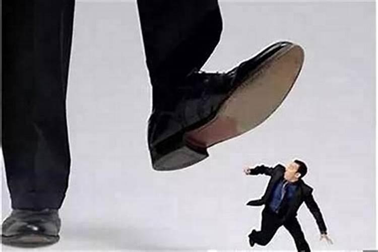 犯小人是怎么回事？