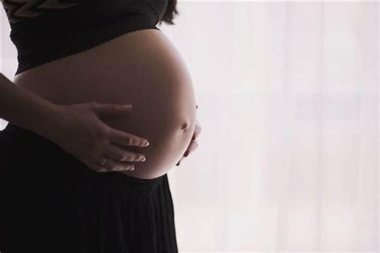 梦见儿子大肚子要生孩子 梦见儿子大肚子要生孩子什么寓意