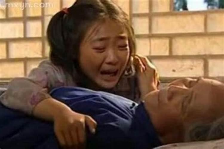梦见姥姥死了自己在哭的预兆