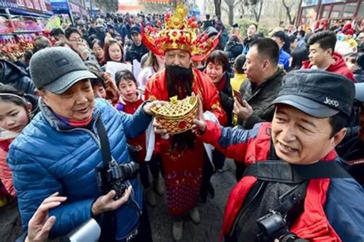 搬新家看日子需不需要全家生辰八字