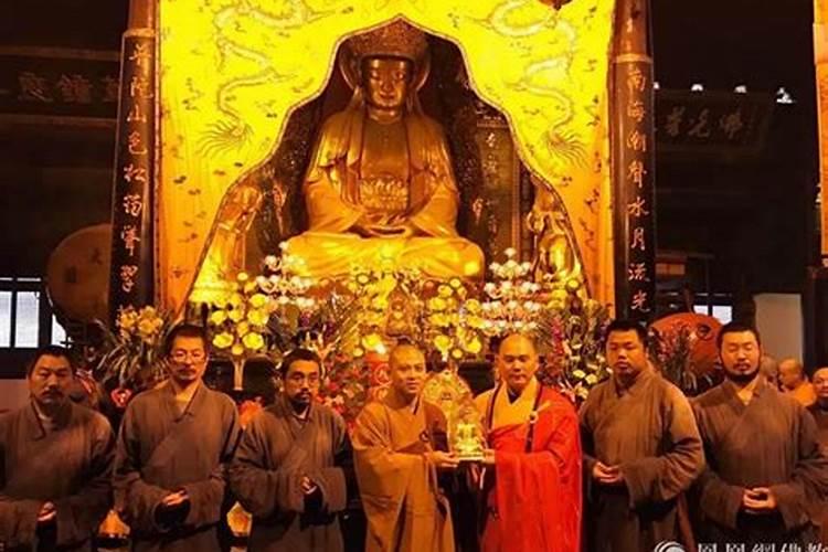 梦见不认识的男人死了是啥意思