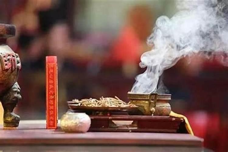 北京香火旺盛的寺庙