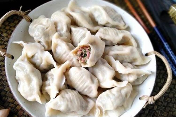 立冬和冬至吃饺子的由来