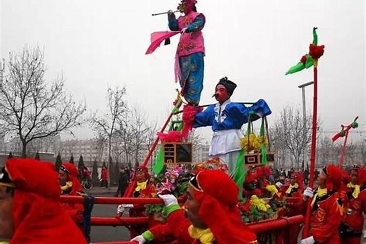 梦见穿着红衣服的女人的预兆