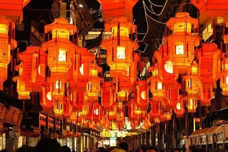 正月十五灯放在家里什么位置