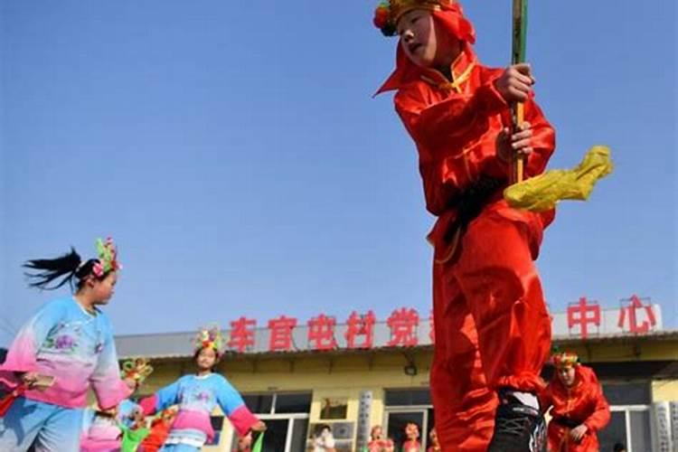 大林木和路旁土婚姻 彼此相克婚姻不和