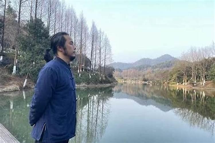 做梦梦见下雨发大水好不好 梦见下雨发大水的寓意