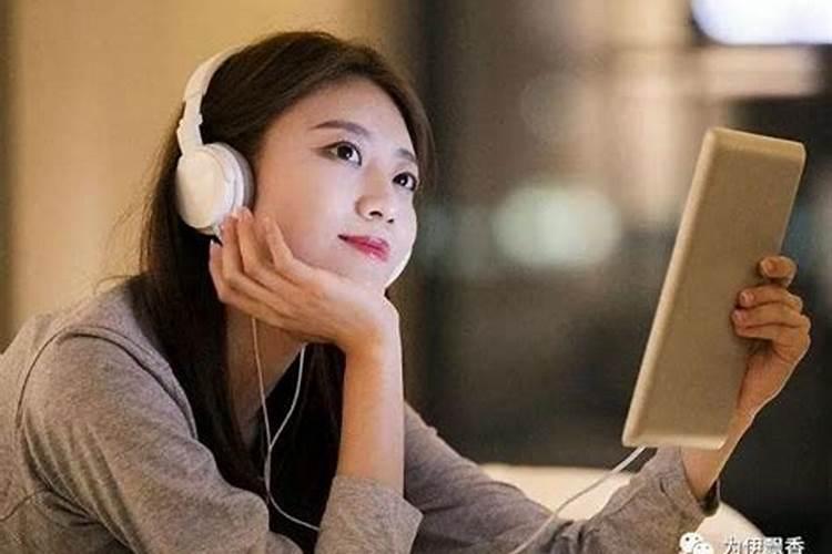 单身女人梦见自己有老公有家了是什么意思