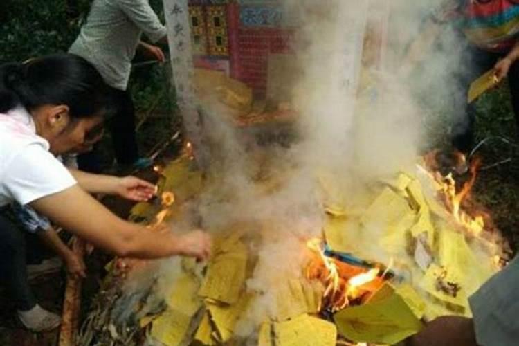 给死人烧纸禁忌与讲究