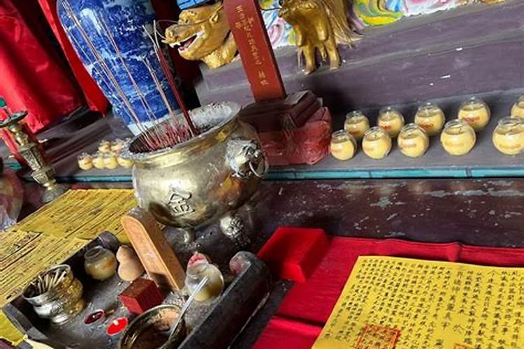 合婚订婚和结婚吉日区别,订婚跟定婚有什么区别？都分别要做些什么？