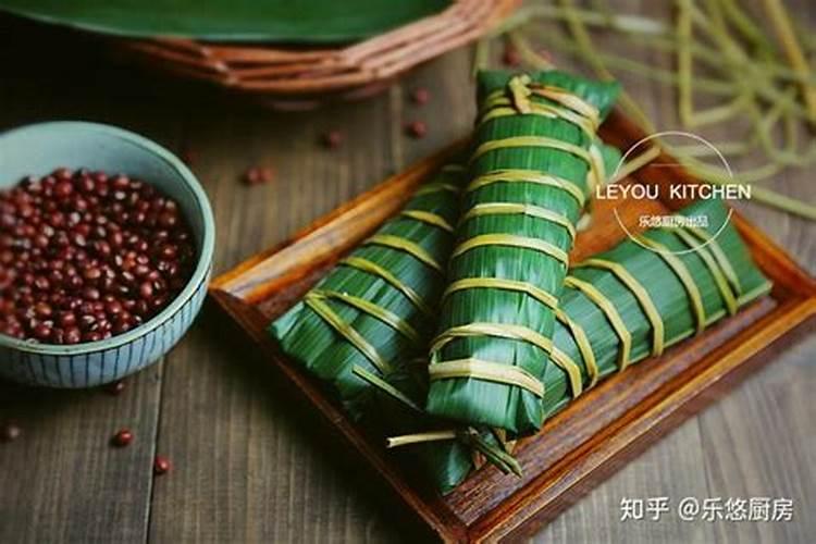端午节的粽子怎么包？