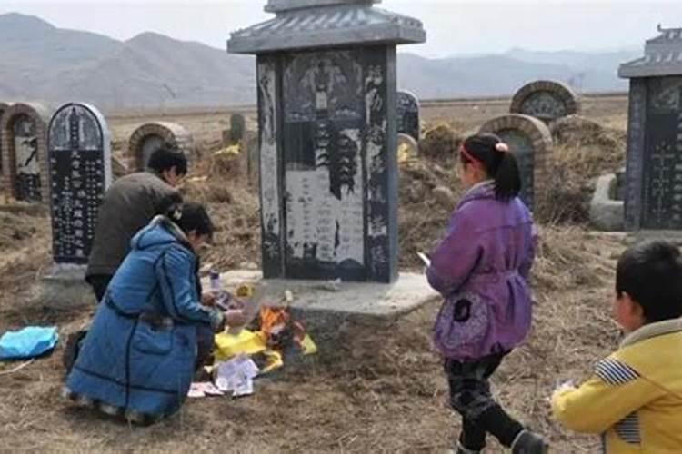 七月十五是什么节日有什么风俗
