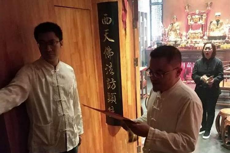 什么八字人越长越漂亮