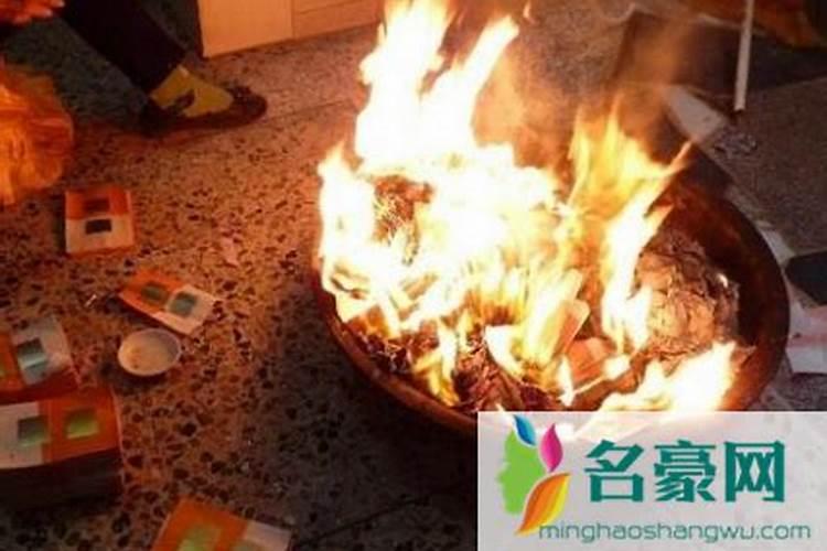 七月十五可以提前几天烧纸七月十五烧纸有什么讲究