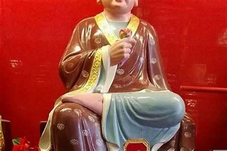 儿子的婚姻父母该怎么做