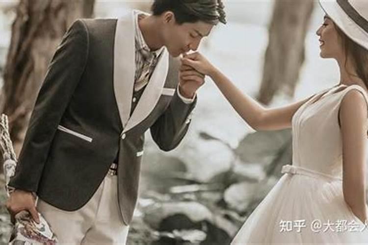 婚姻的基础是什么 没有物质基础的婚姻会幸福吗