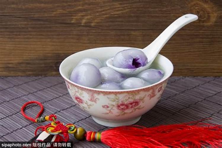 给菩萨保家仙晚上八点上香对吗