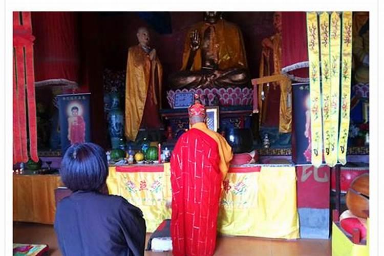 属蛇人什么时候犯太岁 蛇犯太岁带什么好？
