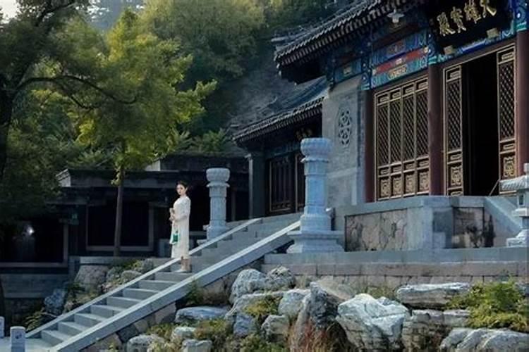 一般夫妻八字不合的情况是吗,夫妻在一起相克的征兆