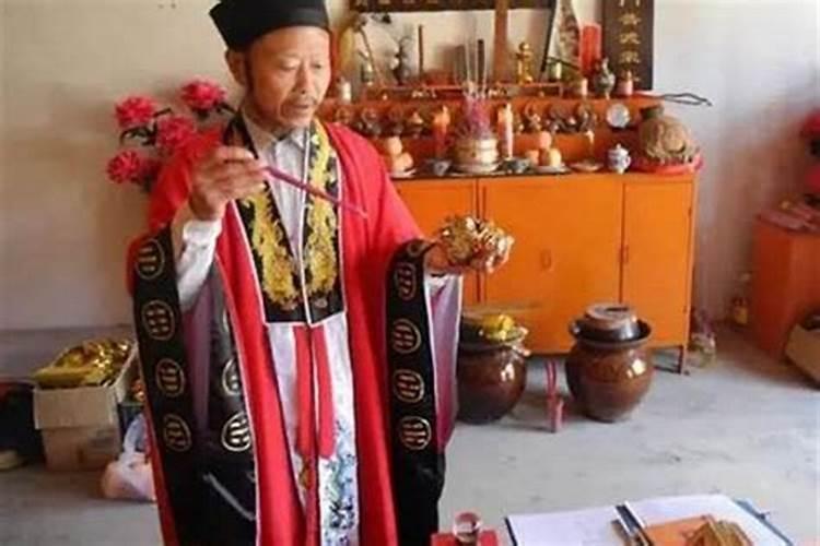 梦见爸爸去逝世了自己哭是什么征兆？