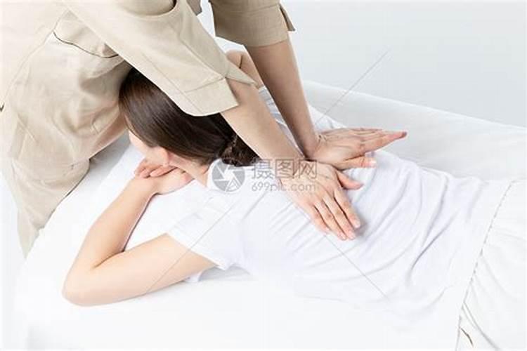 梦见被女人贴胸按摩的预兆