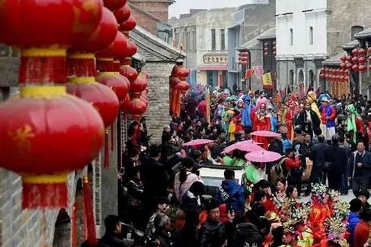 做梦梦到山洪暴发是什么征兆？