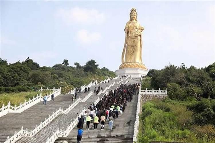 梦见前夫和自己在一起是什么意思
