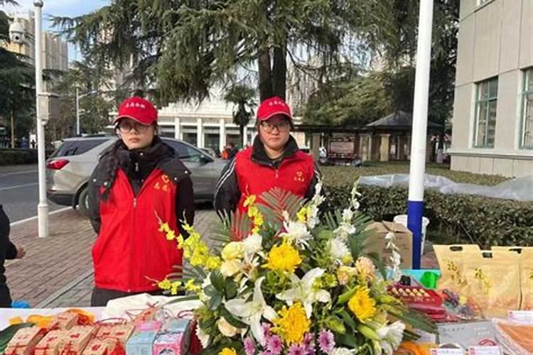 去殡仪馆祭拜亲人的骨灰要选日子吗？