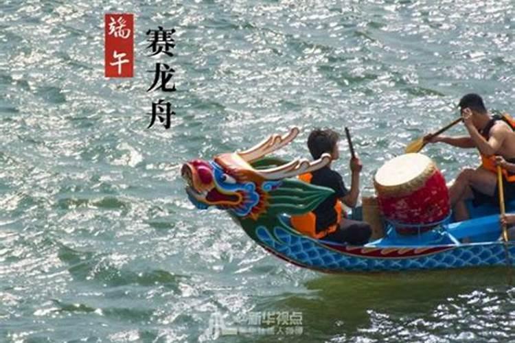 梦见自己的坟墓梦见自己走在墓堆里面。然后看见一个墓碑上面写着...