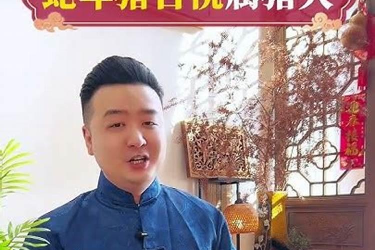 梦到自己被别人用刀砍出血 梦见自己被别人用刀砍出血是什么预兆